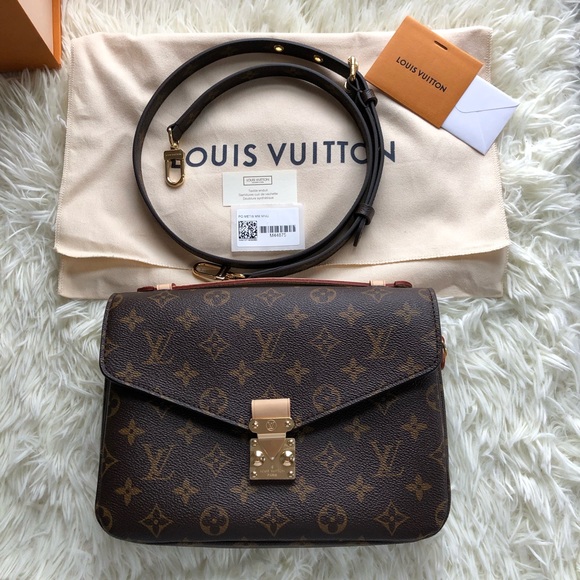 Louis Vuitton POCHETTE MÉTIS (Extra Pictures) - Picture 12 of 16